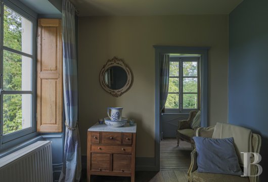 A chateau affiliated with Burgundy's greatest vineyards and permaculture to the south of Beaune - photo  n°29
